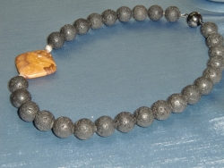 Material: Lava, Jaspis